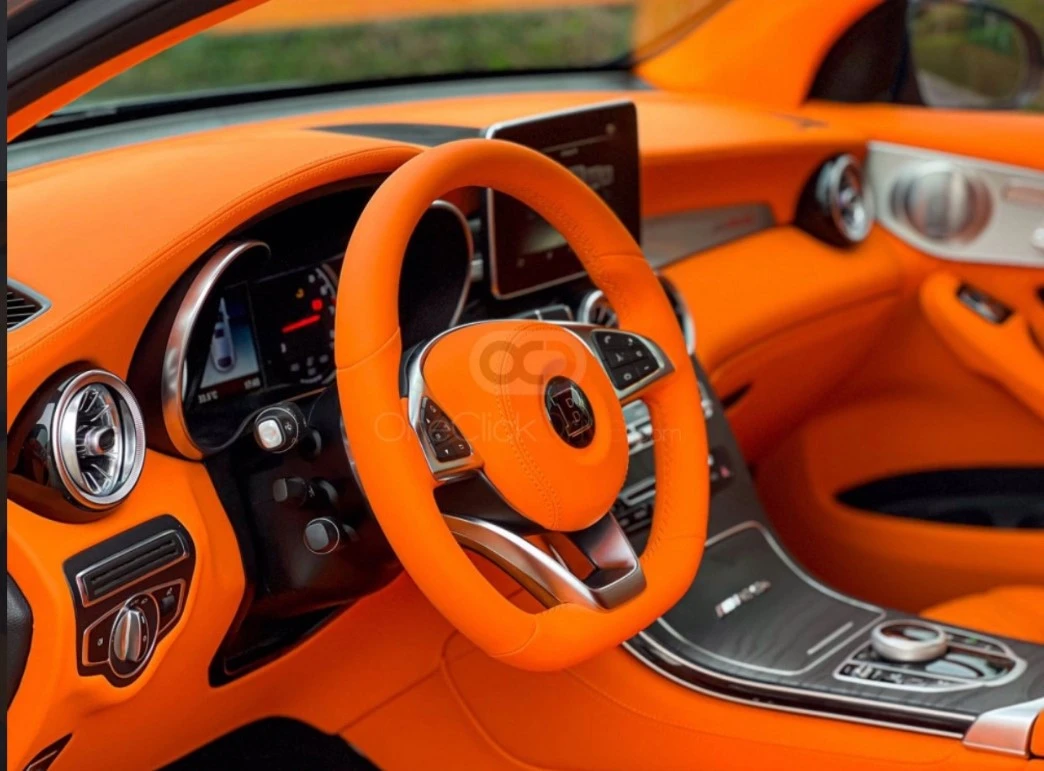 Mercedes-Benz GLC 2022 - SUV thumbnail NaN